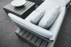 Solpuri Loungemöbel|Loungegruppe Boxx Polster Stoff Bombay Deluxe Pastel Blue Blau Gestell Aluminium Anthrazit Inklusive Tisch