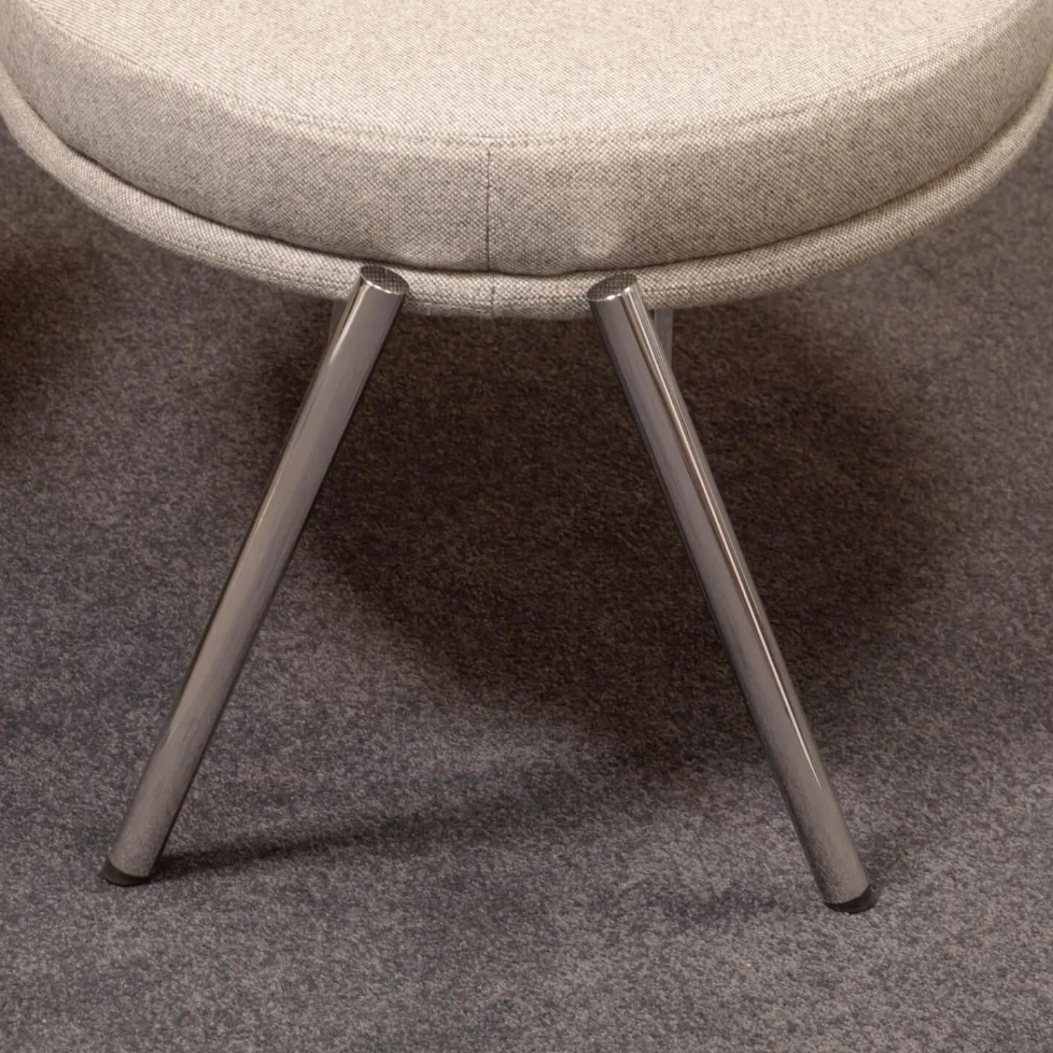 Tecta Loungesessel|Loungesessel D70 Und Hocker C70 Bezug Stoff Celia 0208 Grau Meliert Gestell Stahlrohr Verchromt