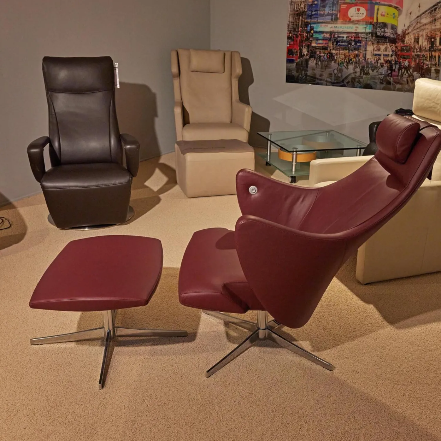 Züco Loungesessel|Loungesessel Mit Hocker 4+ Lounge Shiraz Rot 29 Lavalina Fußkreuz Alu Poliert