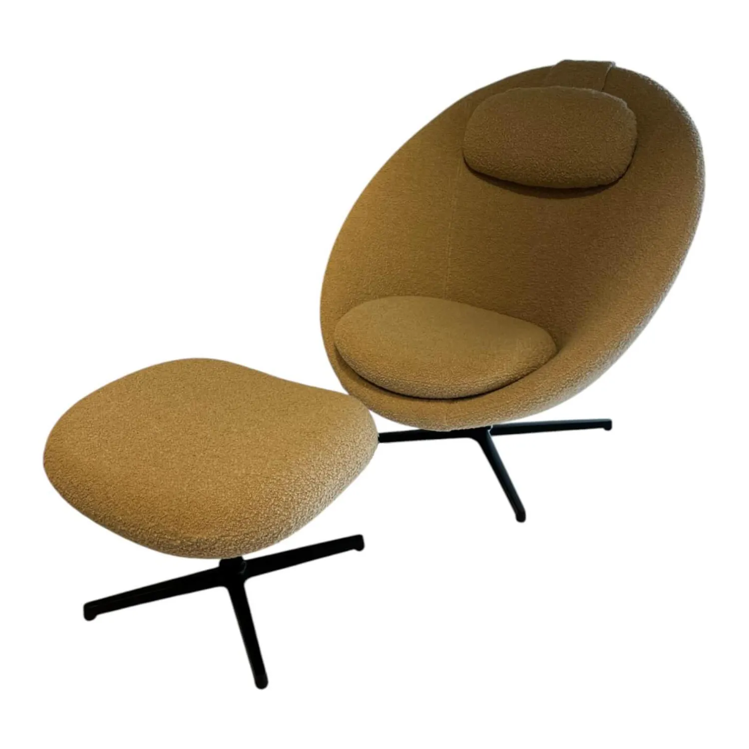 Cane Line Loungemöbel|Loungesessel|Loungesessel Pace Stoff Textil Light Brown Scent Beige Gestell Aluminium Retour Swivel Schwarz Inklusive Hocker