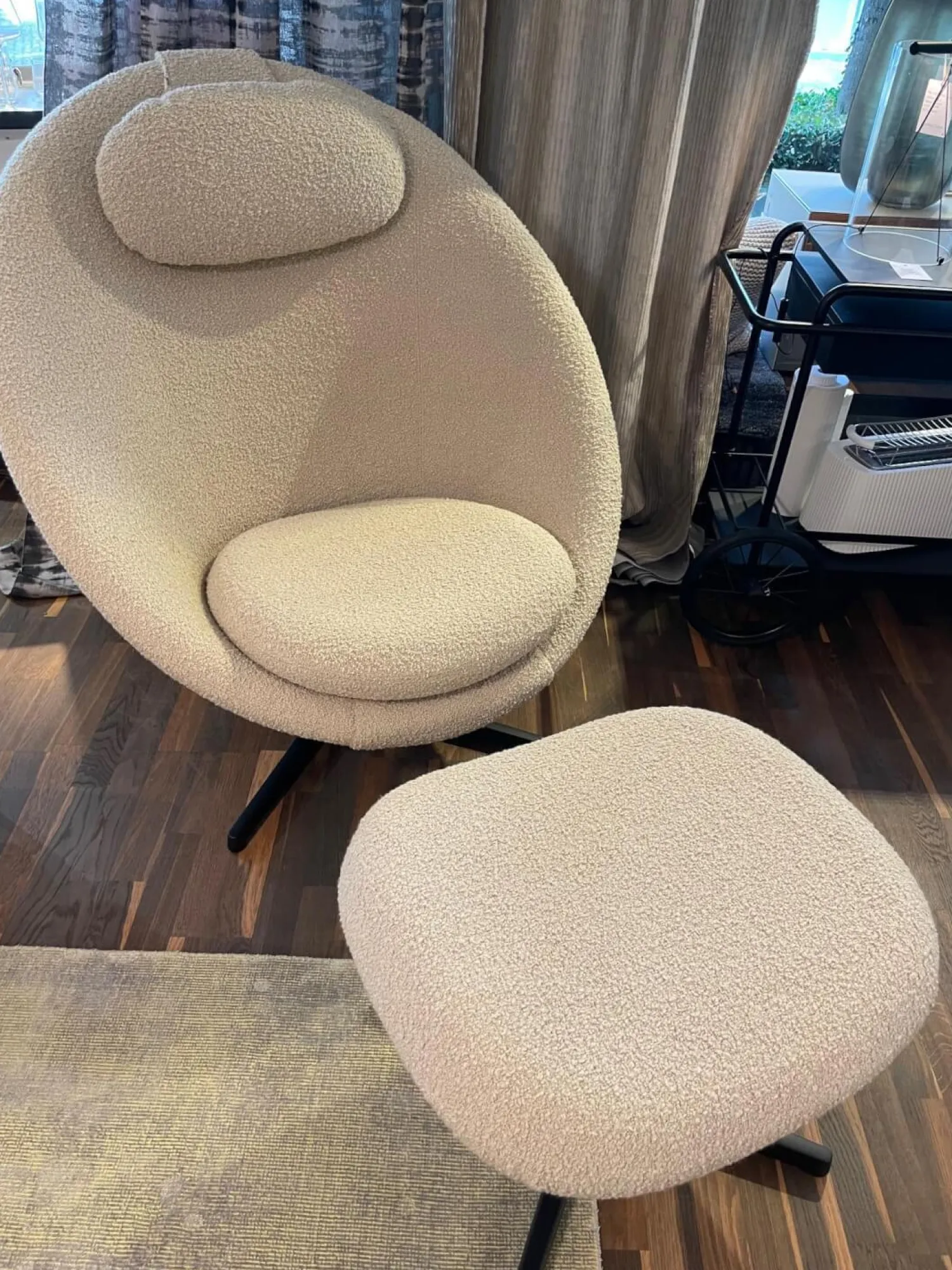 Cane Line Loungesessel|Loungesessel Pace Stoff White Fabric 1500 Weiß Gestell Aluminium Schwarz Lackiert