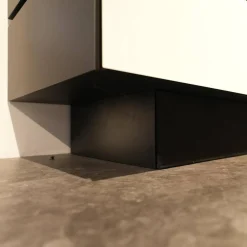 Spectral Smart Furniture Wohnwände & Tv-Lowboards|Lowboard BR 1503 Brick Glas Snow Weiß Lackiert Mit Soundsockel Und Lautsprecher Ohne Fernseher