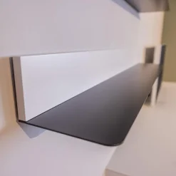 WK Wohnen Wohnwände & Tv-Lowboards|Lowboard mit Wandpaneelen WK 418 Zola Platte Glas Lackiert 407 Front Glattlack Steingrau Kufe Schwarz