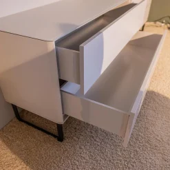 WK Wohnen Wohnwände & Tv-Lowboards|Lowboard mit Wandpaneelen WK 418 Zola Platte Glas Lackiert 407 Front Glattlack Steingrau Kufe Schwarz