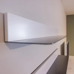 WK Wohnen Wohnwände & Tv-Lowboards|Lowboard mit Wandpaneelen WK 418 Zola Platte Glas Lackiert 407 Front Glattlack Steingrau Kufe Schwarz