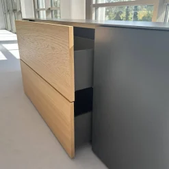 Hülsta Kommoden & Sideboards|Lowboard Navis Front Eiche Natura Akzent Strukturlack Anthrazit Abdeckplatte Keramik Storm Nero Schwarz