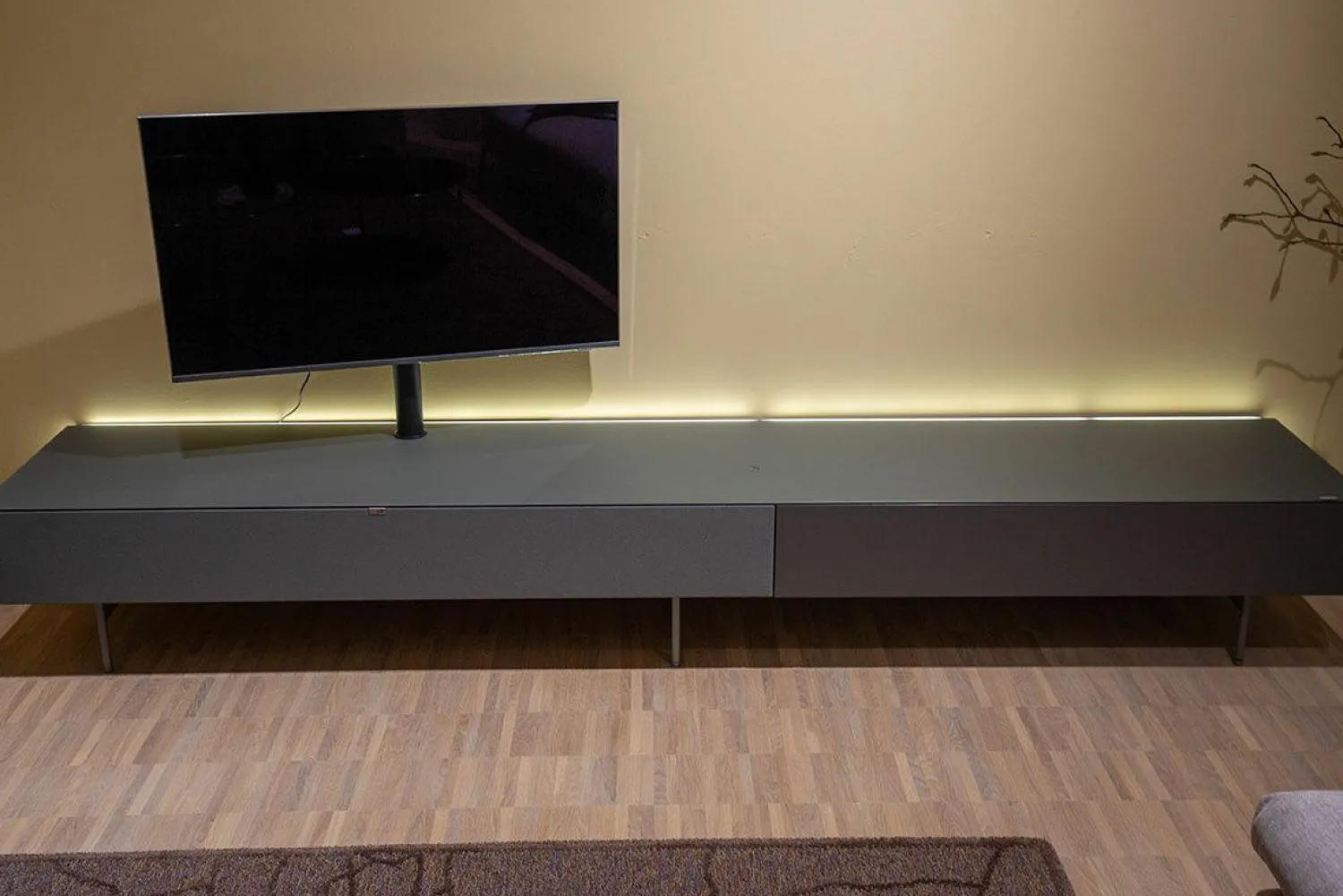 Spectral Smart Furniture Wohnwände & Tv-Lowboards|Lowboard Next Smart Lack Granit Grau Und Medienklappe Mit Akkustikstoff Grey Grau Deckenplatte Colour Glas Granit Grau Gestell Anthrazit Inklusive Beleuchtung Und Mediapaket
