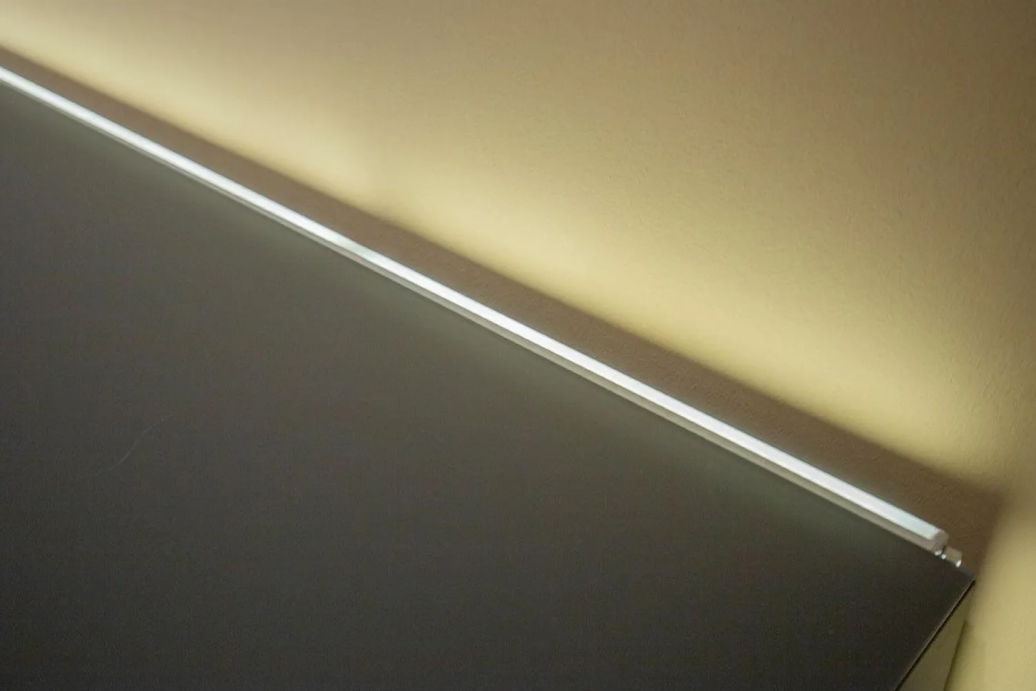 Spectral Smart Furniture Wohnwände & Tv-Lowboards|Lowboard Next Smart Lack Granit Grau Und Medienklappe Mit Akkustikstoff Grey Grau Deckenplatte Colour Glas Granit Grau Gestell Anthrazit Inklusive Beleuchtung Und Mediapaket