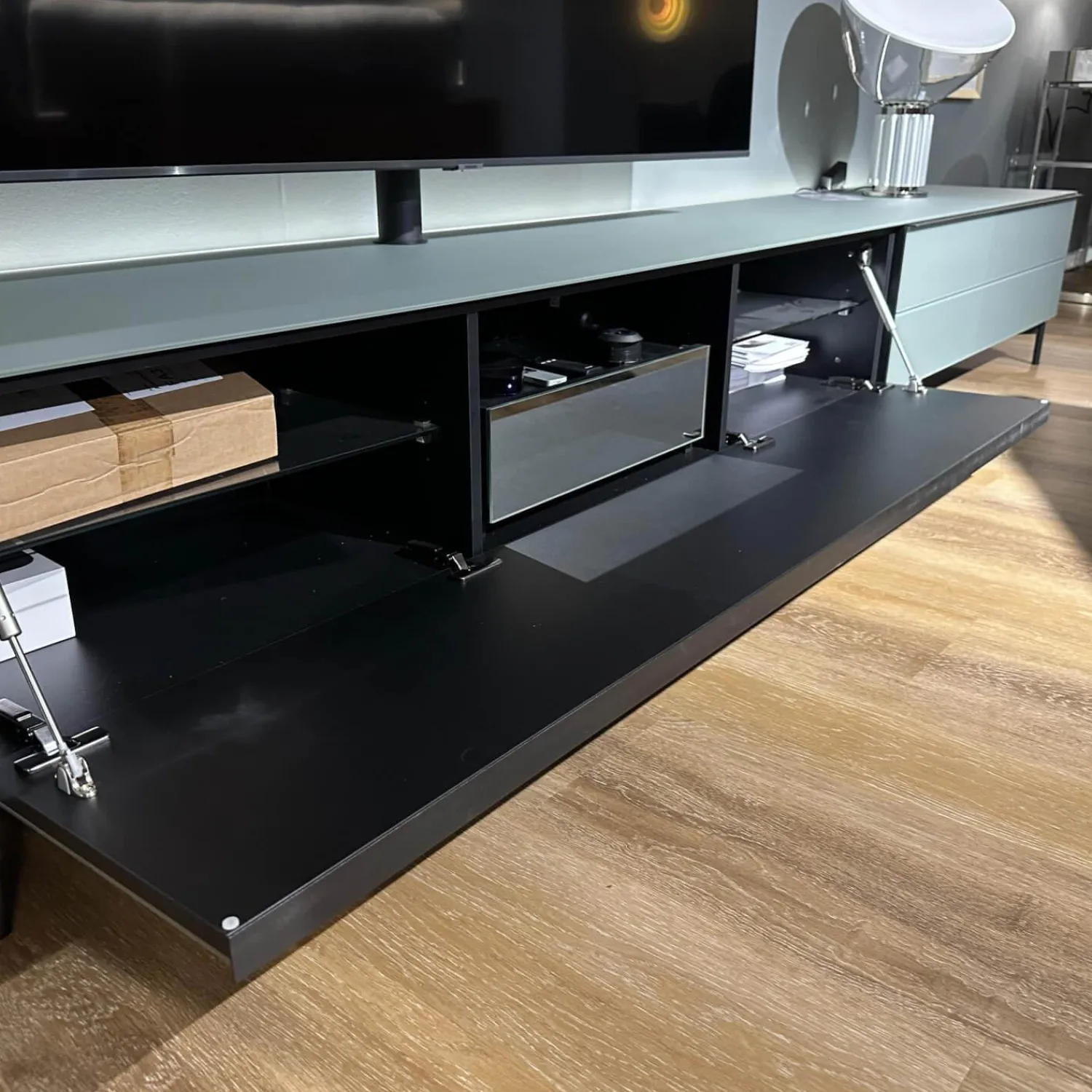 Spectral Smart Furniture Wohnwände & Tv-Lowboards|Lowboard Scala Lack Anthrazit Und Grau Metallgestell Schwarz Inklusive Beleuchtung
