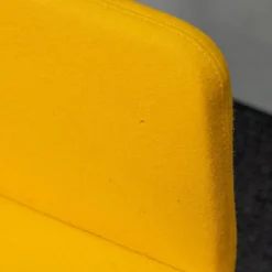 Girsberger Einzelstühle|Mehrzweckstuhl Pepe Filzbezug Gelb Kufengestell Verchromt