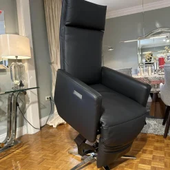 Bielefelder Werkstätten Relaxsessel|Motorsessel Charly Bezug Leder Normandie Schwarz Sternfuß Chrom Glänzend Mit Aufsthehhilfe Und Motorischer Verstellung