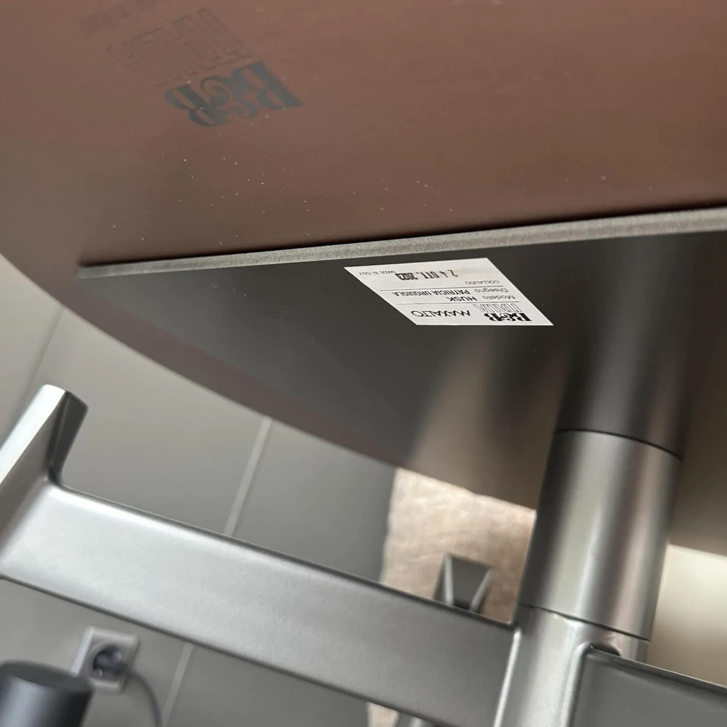 B&B Italia Nachttische|Nachttisch Husk Rund Und Klein Platte Kupfer Brüniert Gestell Nickel Bronzefarben Lackiert