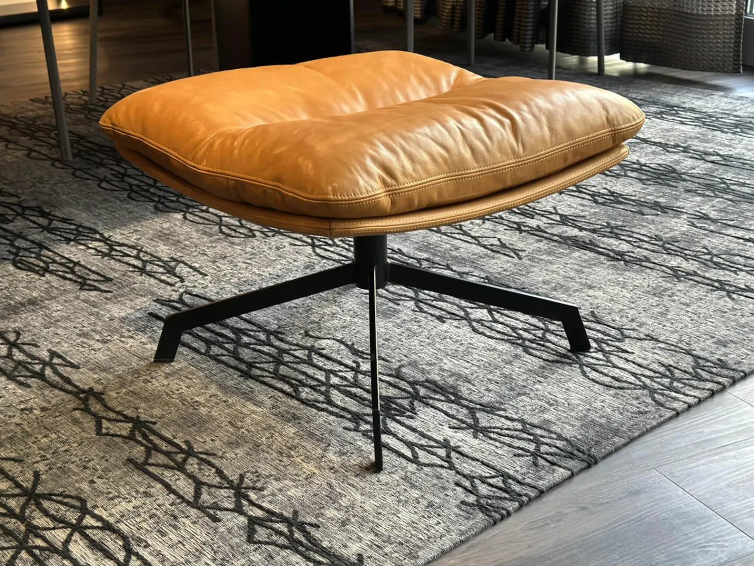 KFF Hocker & Sitzsäcke|Ottomane Arva L Leder Congnac 180 Leder Silk