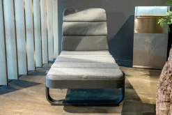 Cane Line Gartenliegen|Outdoor Liege Cut AirTouch Grey Grau Gestell Aluminium Dark Grey Dunkelgrau Mit Verstellbarer Ruckenlehne