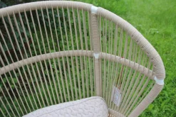 Gloster Loungemöbel|Outdoor Loungesessel Fern Rücken Gewebt Seil White Dune Weiß Hellgrau Gestell Teakholz Kissen Stoff Wave Buff Hellfrau Weiß