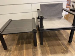 COR Loungemöbel|Outdoor Sessel Farmer Stoff Mittelgrau Gestell Und Füße Massivholz Schwarz Geölt Mit Hocker