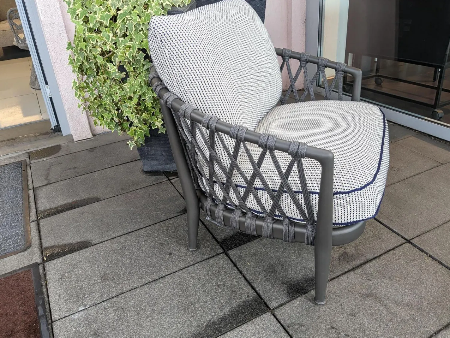 B&B Italia Loungemöbel|Outdoorsessel Erica Stoff Elisir 820 Blau Creme