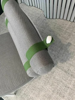 Kettal Loungemöbel|Outdoorsessel Roll Bezug 289 Fog Lamindo und 039 Green Stripe Gestell 721 Chalk