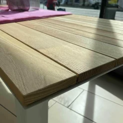 Janua Gartentische|Outdoortisch S600 Akazie Roh Gebürstet Gestell Edelstahl Grauweiß Pulverbeschichtet