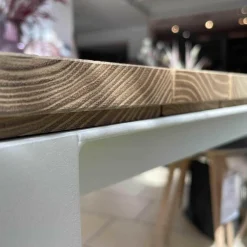 Janua Gartentische|Outdoortisch S600 Akazie Roh Gebürstet Gestell Edelstahl Grauweiß Pulverbeschichtet