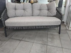 Cane Line Loungemöbel|Outdoosofa Ocean Large 2 Sitzer Geflecht Soft Rope Dark Grey Dunkelgrau Kissensatz Stoff Wove Grau Gestell Aluminium Pulverbeschichtet Grau