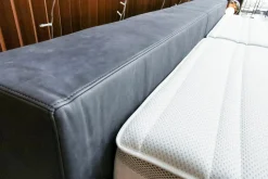 Möller Design Polsterbetten|Polsterbett Brian Kopfteil A Niedrig Leder Novara 0523 Black Off Schwarz Fußplatte Holz Schwarz