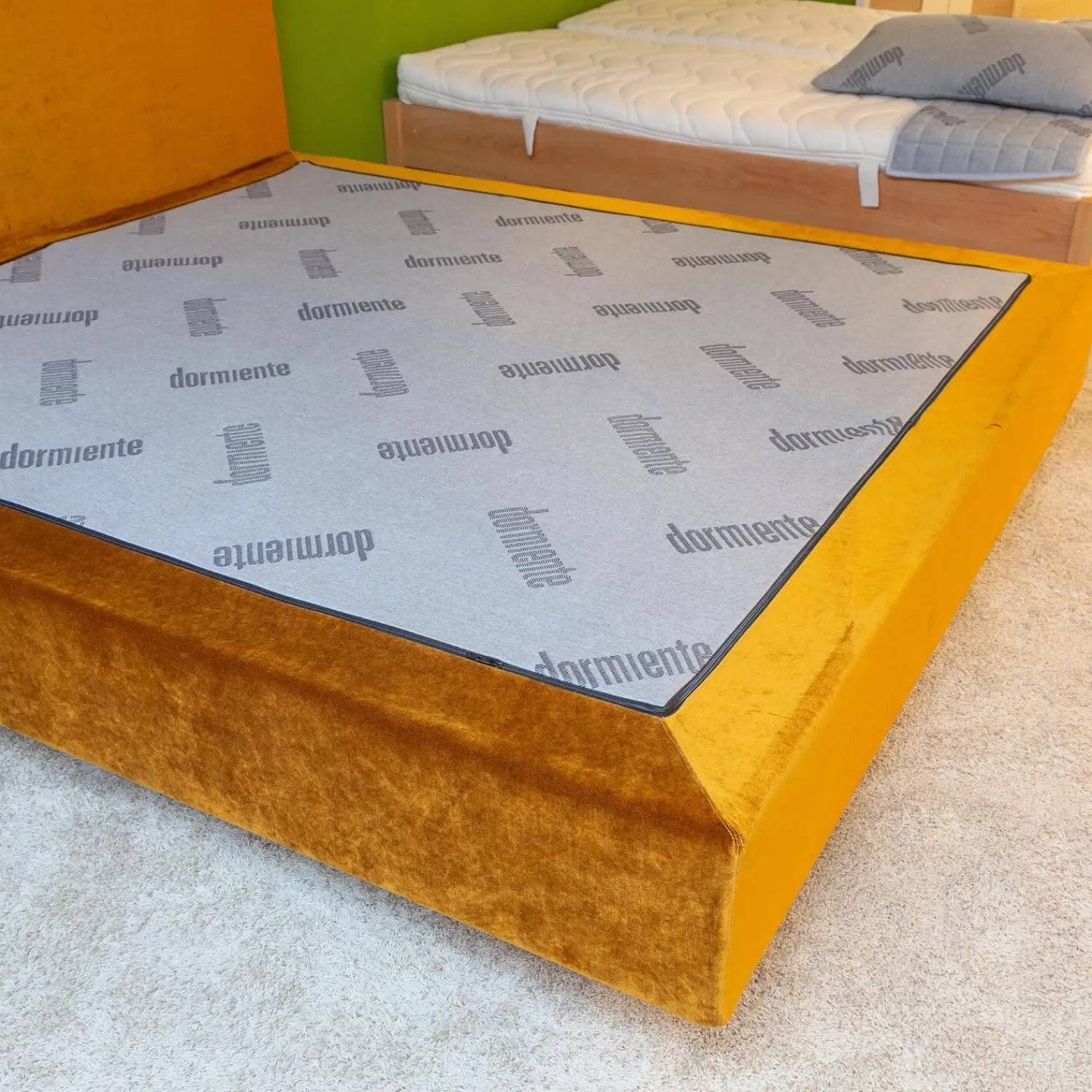 Dormiente Polsterbetten|Polsterbett Clia 2 Basisbezug Stoff Max Cotton Natur 061 Dekobezug Glenville Honey F1872 36 Gelb Orange Füße Buche Geölt Ohne Matratze Ohne Lattenrost