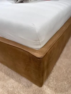 Eigene Herstellung Polsterbetten|Polsterbett Elisa In Boxspringoptik Wasserbüffelleder Coffee Braun ohne Lattenrost ohne Matratze