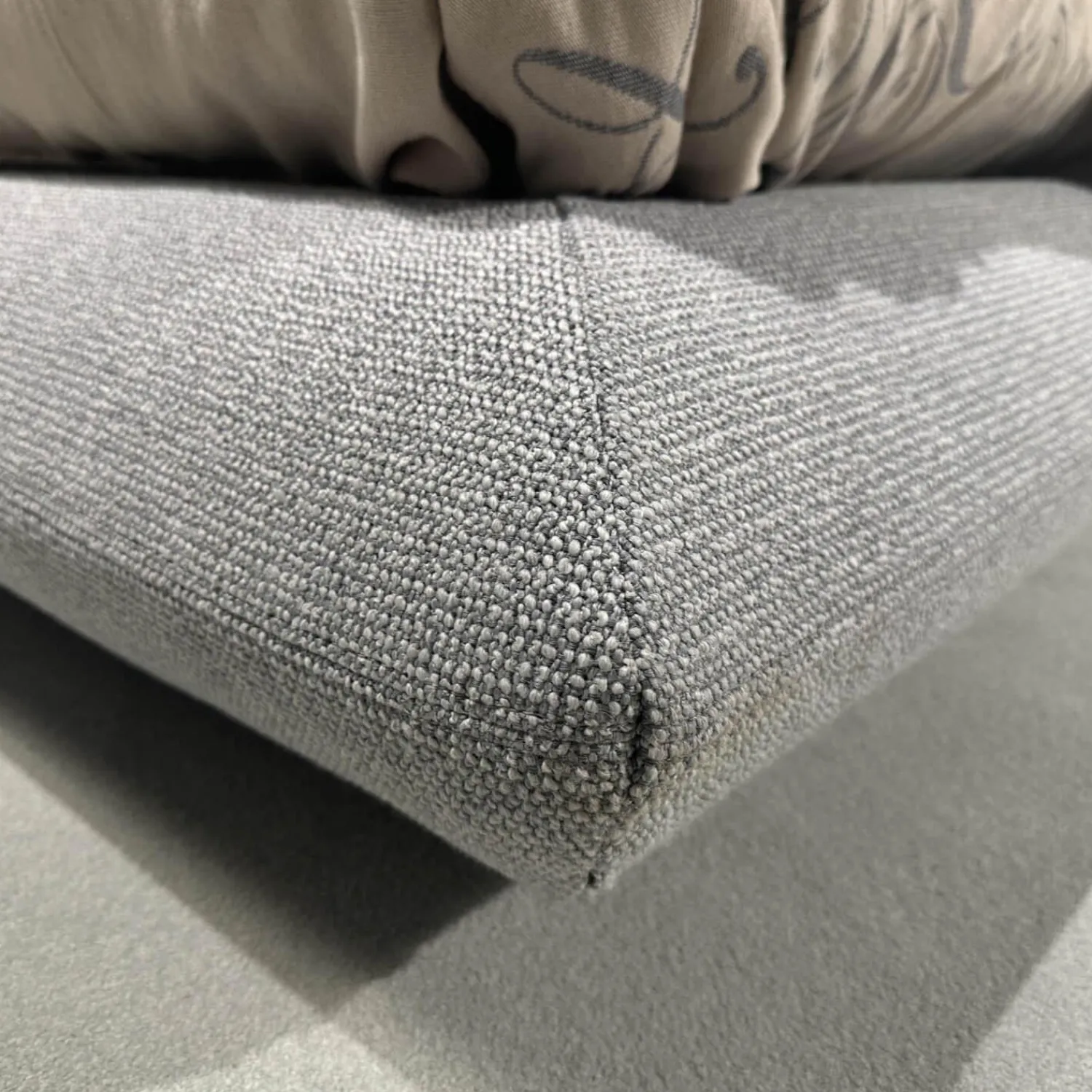 Interlübke Polsterbetten|Polsterbett Jalis Stoff Cor 8181 Silbergrau Grau Boxspringunterbau Inklusive Matratze von Schramm