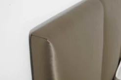 Treca Interiors Boxspringbetten|Polsterbett Kate Luxury 796 Gr D Grau Blockfuß Chrom mit 2 Matratzen