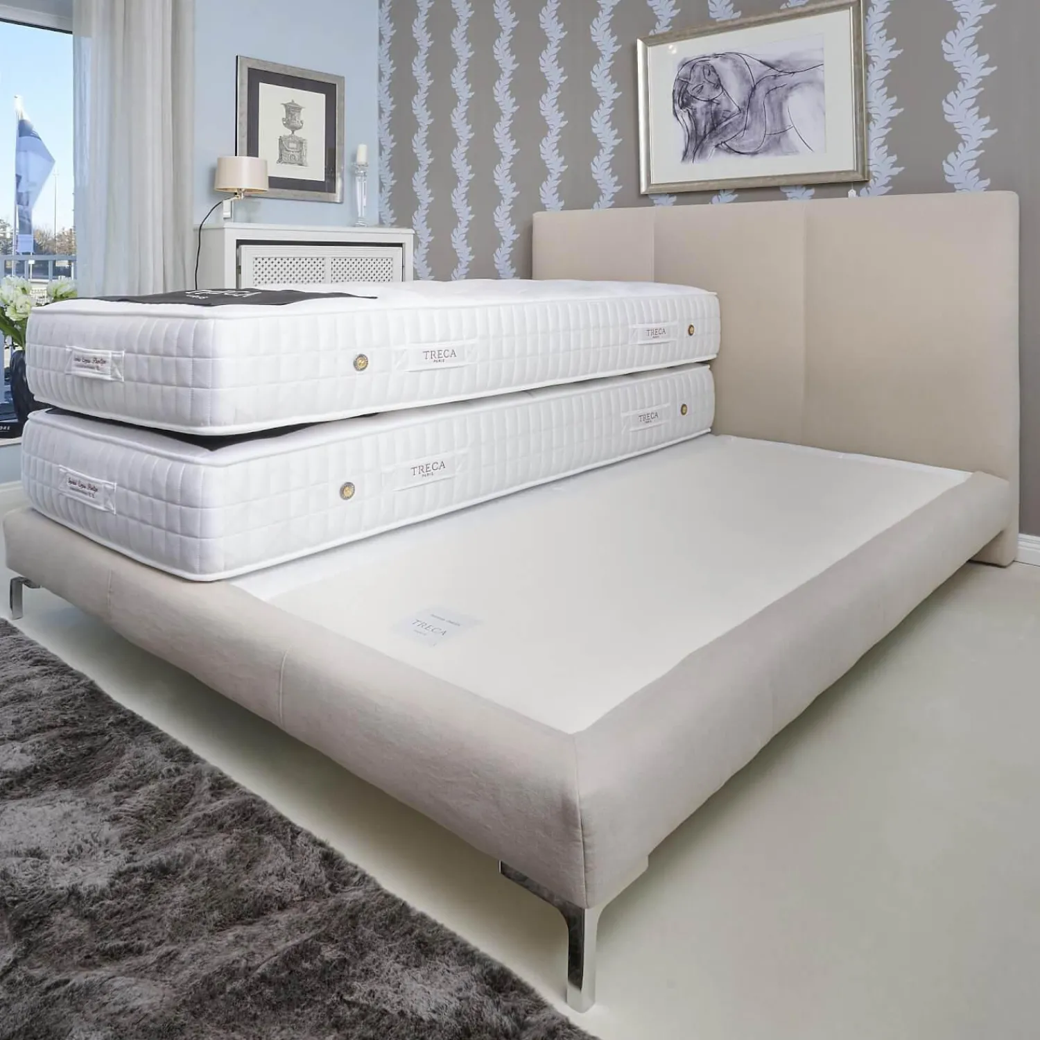 Treca Interiors Polsterbetten|Polsterbett Kate Stoff Hot Madison 072 Beige Creme Füße Chrom mit Matratzen