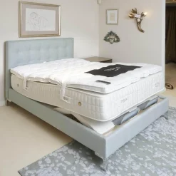 Treca Interiors Polsterbetten|Polsterbett Super Cad Stoff Gio Lune 009 Türkis mit Matratzen