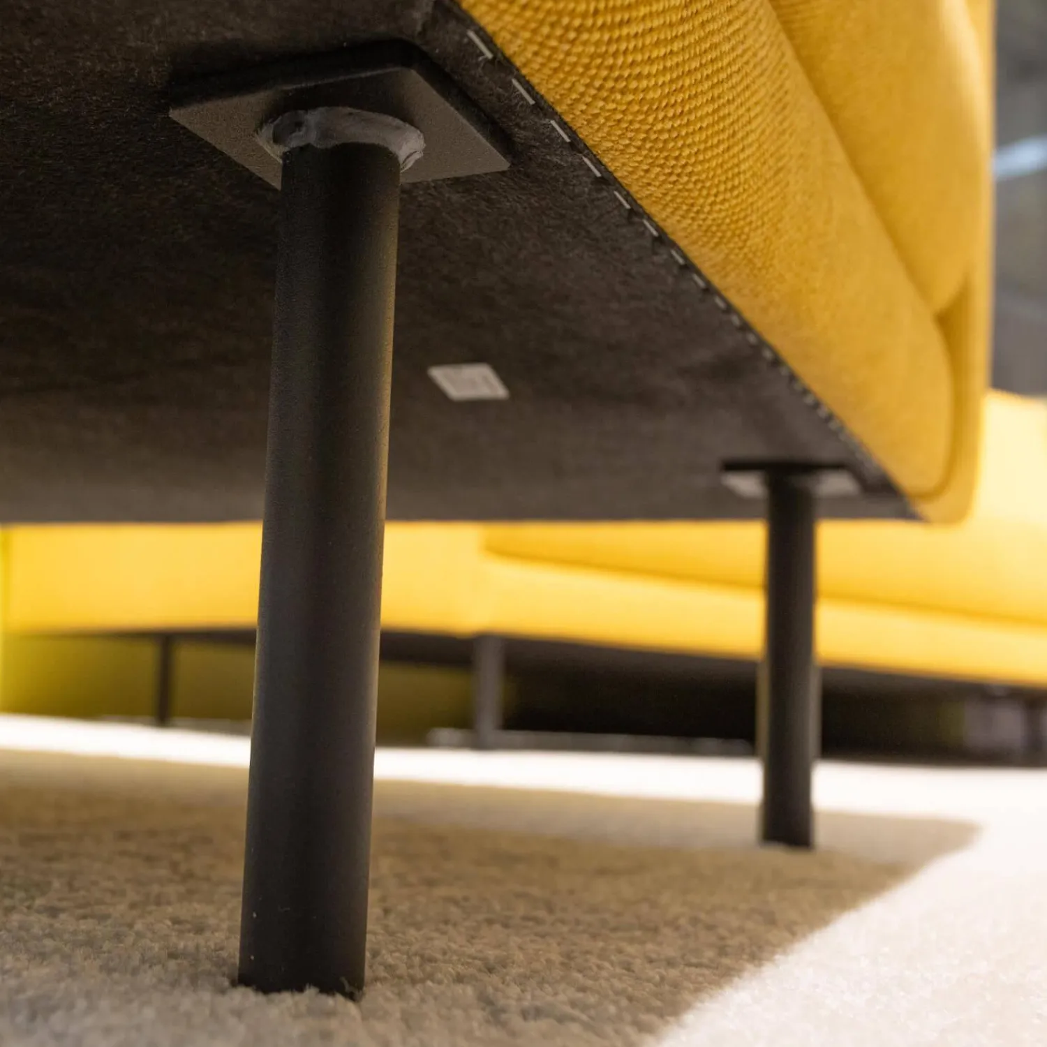 freistil Rolf Benz Polstergruppen|Polstereckgarnitur Und Sessel 170 Stoff 6545 Honiggelb Gelb Fuß Stahl Rundrohr Tiefschwarz RAL9005 Schwarz