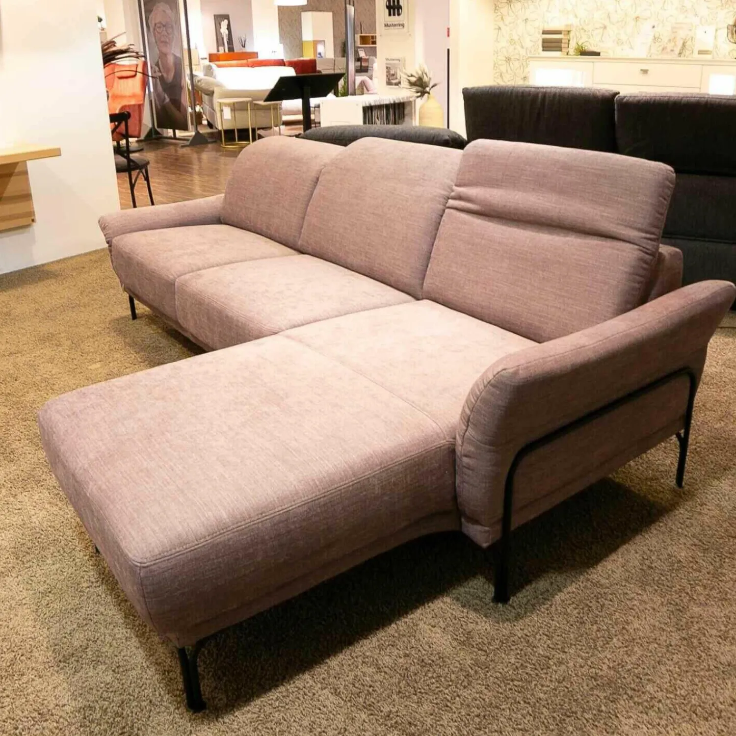 Dietsch Ecksofas|Polstergarnitur Pluto Stoff Namib Rose Fuß Metallbügel Schwarz