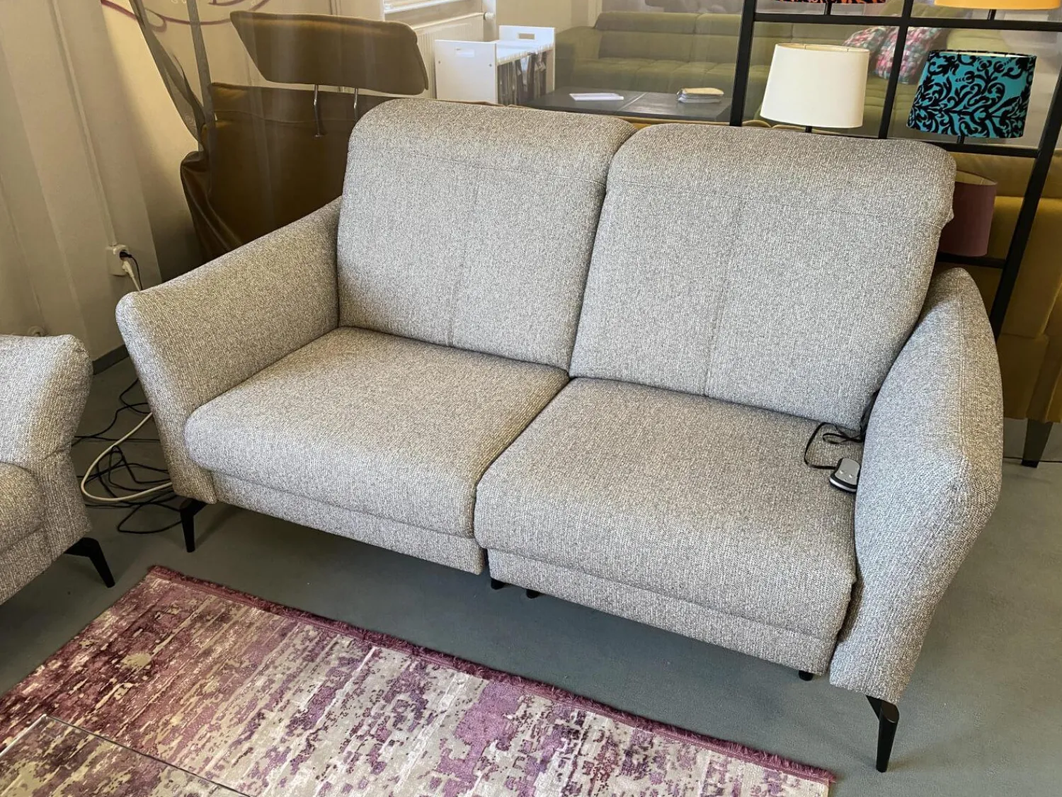 Fischer und Schreiner Polstergruppen|Polstergruppe Chiemsee Stoff Camo Granit Grau Fuß Metall Schwarz Mit Elektrischer Sitztiefenverstellung Und Relaxfunktion