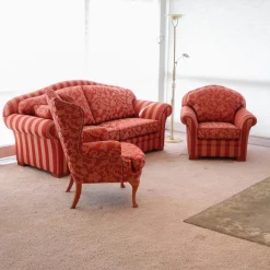 Finkeldei Polstergruppen|Polstergruppe Clara 334 Stoff Rot Beige Gold Füße Kirschbaum Lackiert