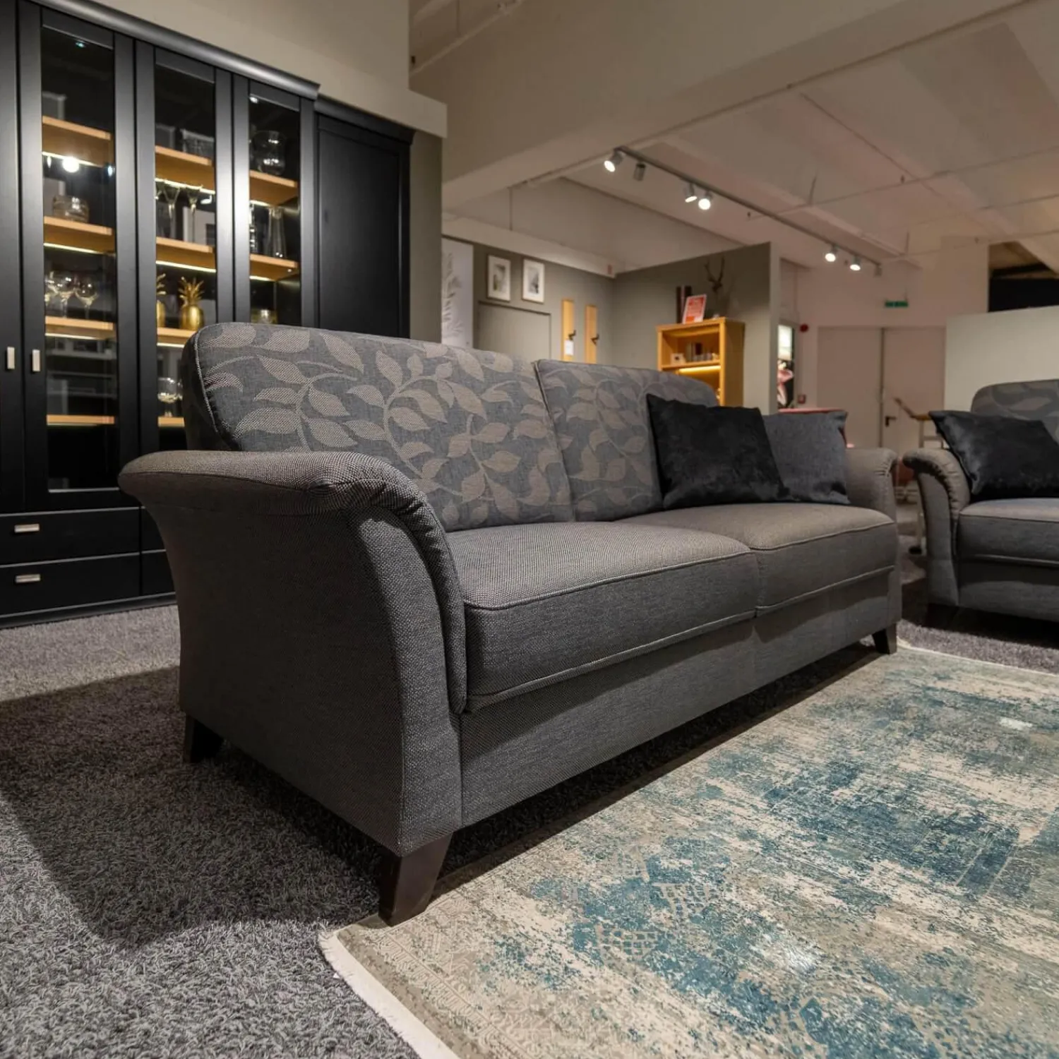 Wemafa Polstergruppen|Polstergruppe Lux Medico 840 Bezug Korpus Stoff 165 30 Grau Rückenkissen 164 30 Grau Holzfuß Buche Wengefarbig Inklusive Sofakissen