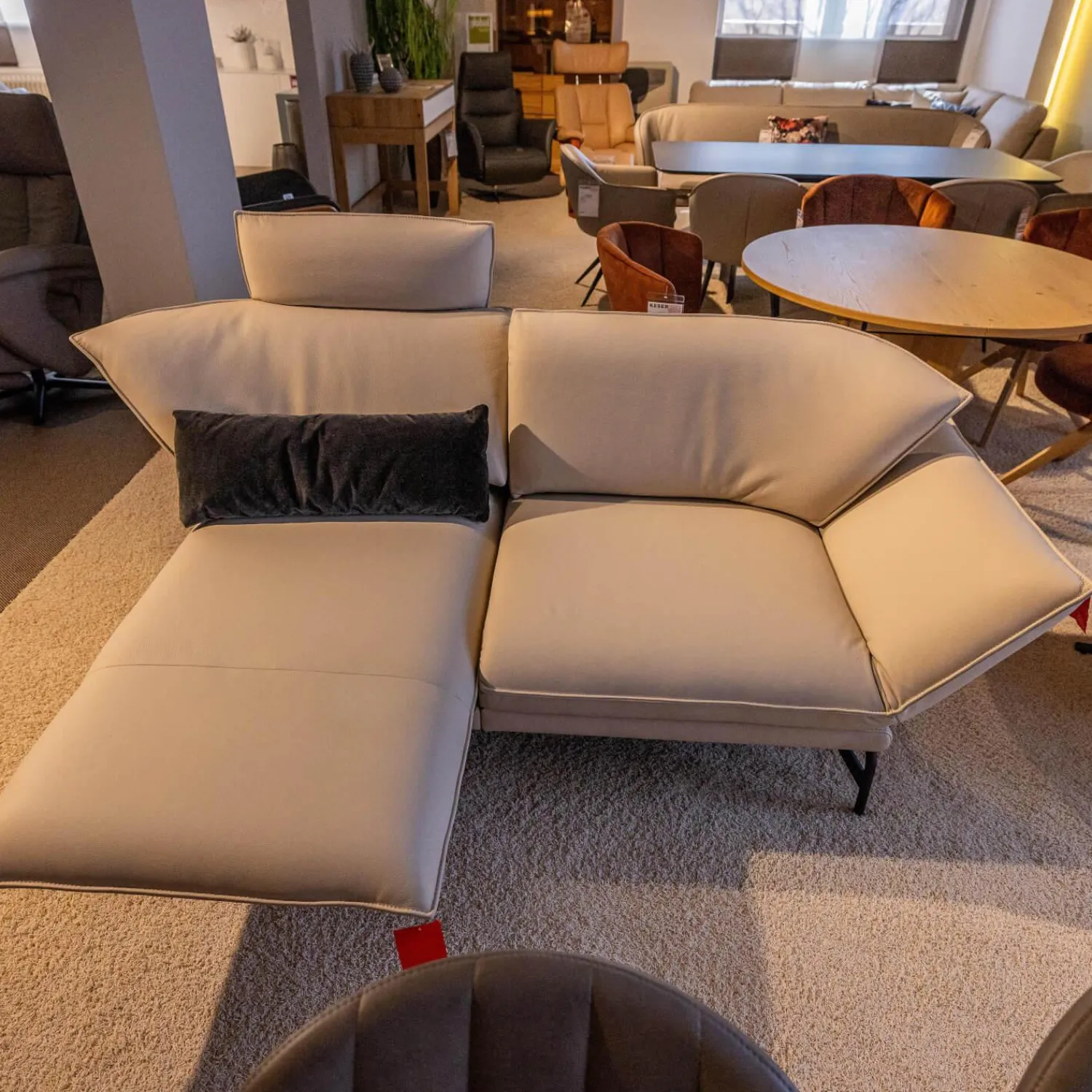 himolla Polstergruppen|Polstergruppe Nova 1378 Bezug Leder 24 Longru Nebel Beige Grau Füße Anthrazit Pulverbeschichtet