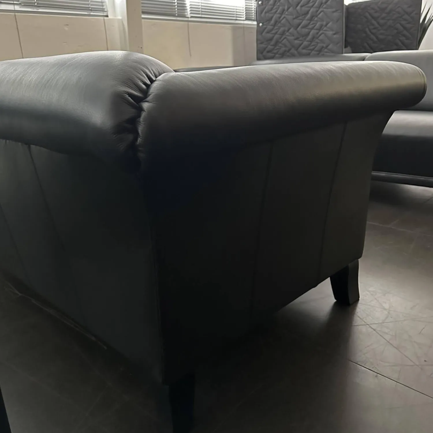 Werther Polstergruppen|Polstergruppe Sofa Prestige Bezug Leder L9999C Grain Schwarz Fuß Holz Schwarz
