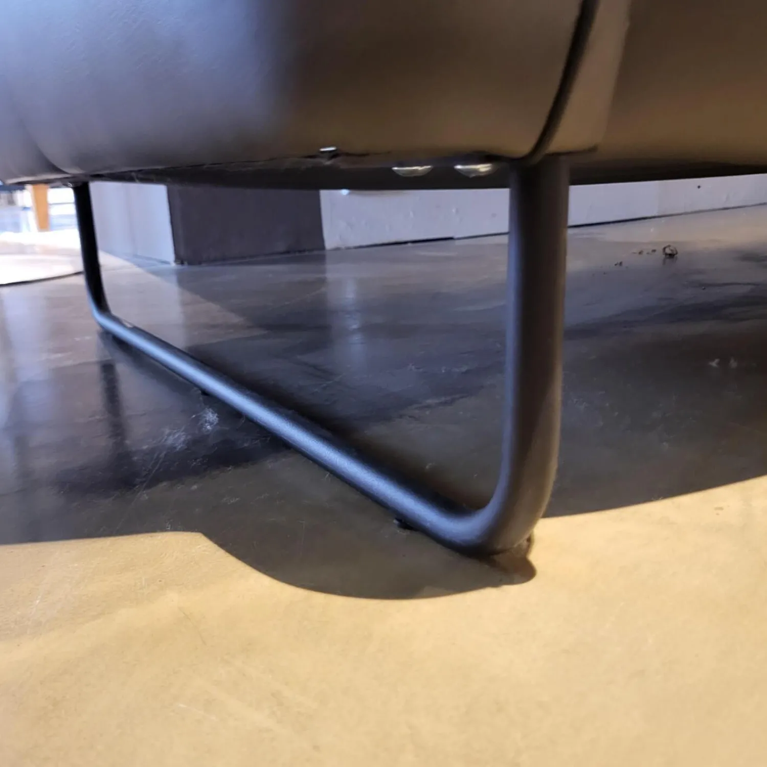 Comfort Republic Polstergruppen|Polstergruppe Victoria Leder Grey PG WR W10 W11 Grau Füße Metallkufe Schwarz Mit Motorischer Relaxfunktion Ohne Couchtisch