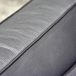 WK Wohnen 2-Sitzer-Sofas|Polstermöbel WK 530 Gracella Leder Cougar Farbe 10 Schwarz Metallfuß Matt Anthrazit Lackiert