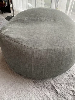 Ivano Redaelli Hocker & Sitzsäcke|Pouf Friz Bezug Stoff Tesis Dunkelgrau