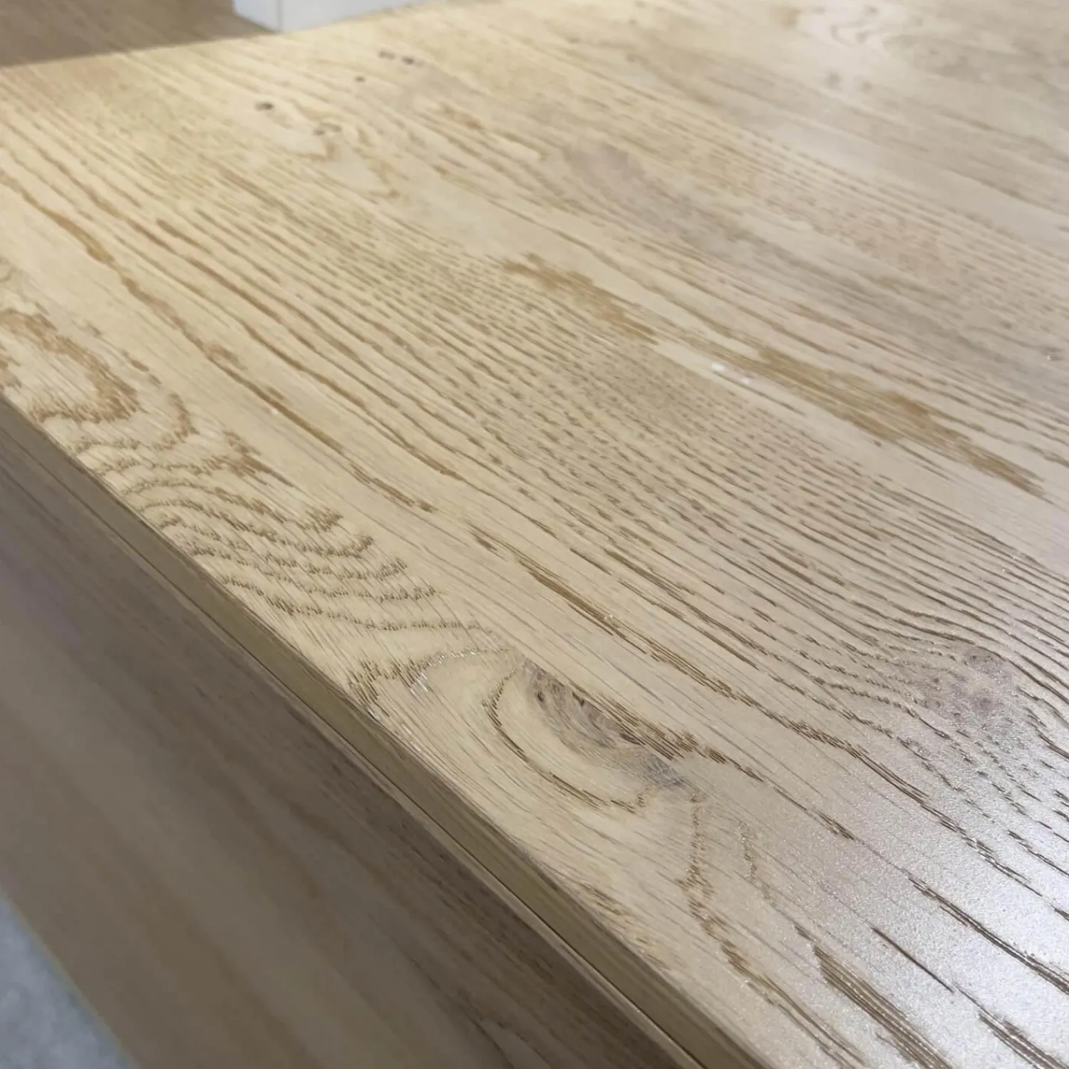 IRO Wohnwände & Tv-Lowboards|Raumteiler SE7000 Lack Weiß Front Balkeneiche Natur Korpus Wildeiche