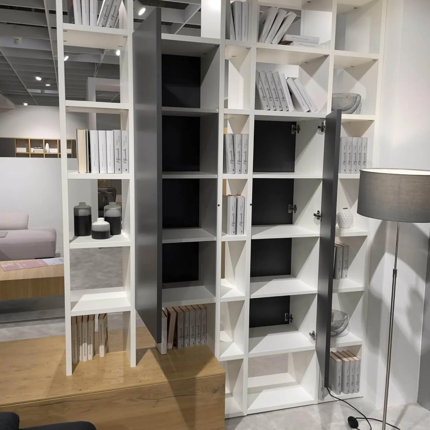 IRO Wohnwände & Tv-Lowboards|Raumteiler SE7000 Lack Weiß Front Balkeneiche Natur Korpus Wildeiche