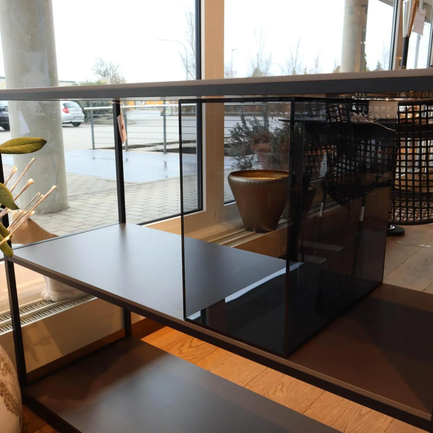 Interlübke Kommoden & Sideboards|Raumteiler Tado Lack M10 Schwarz Eloxiert O20 Mit Klappe Und Schubkasten Und Fachböden