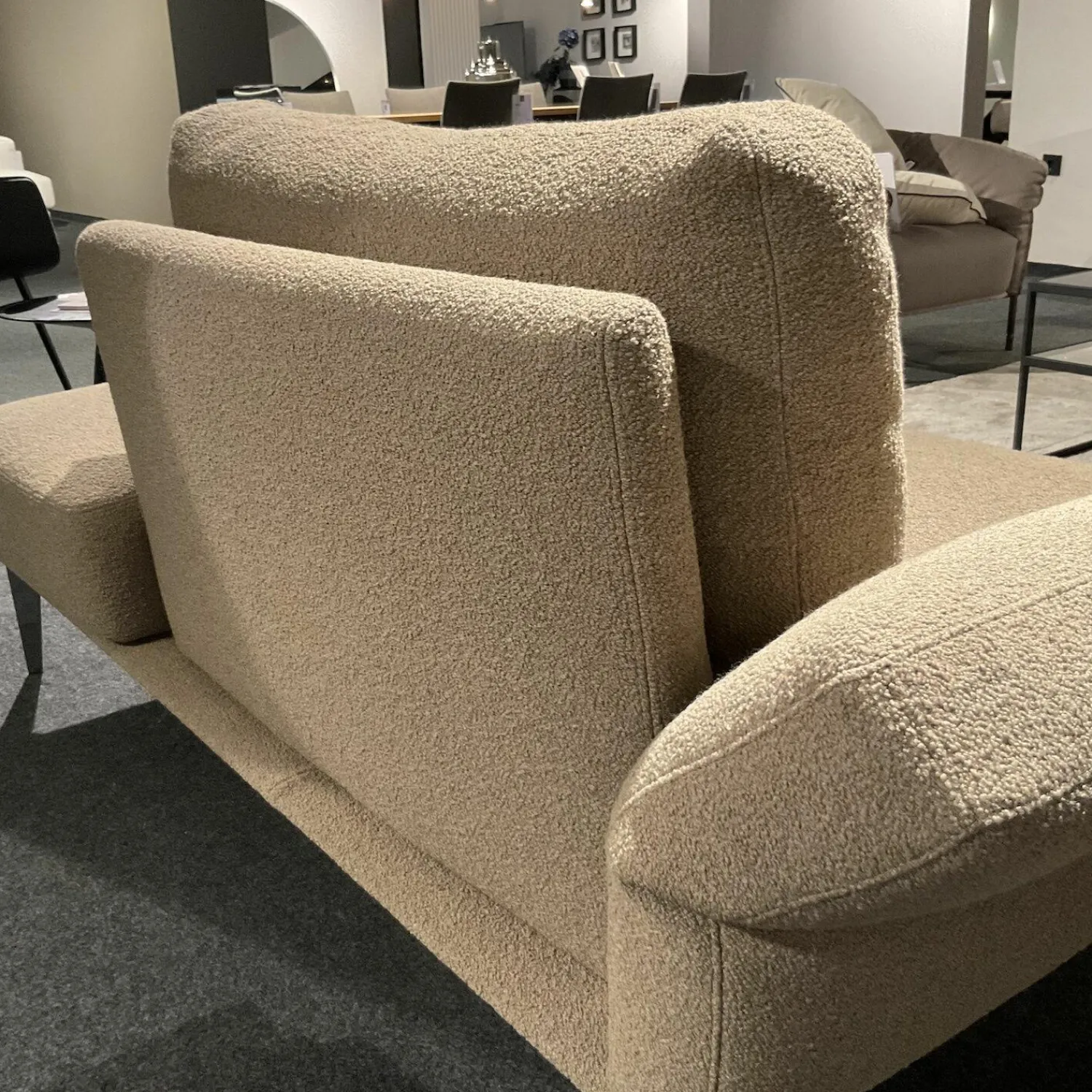 Cierre Daybeds & Recamieren|Recamiere Aida Stoff 2 Orsetto 5 121 Beige Braun Gestell Schwarz Chrom Mit Klappbarere Armlehne