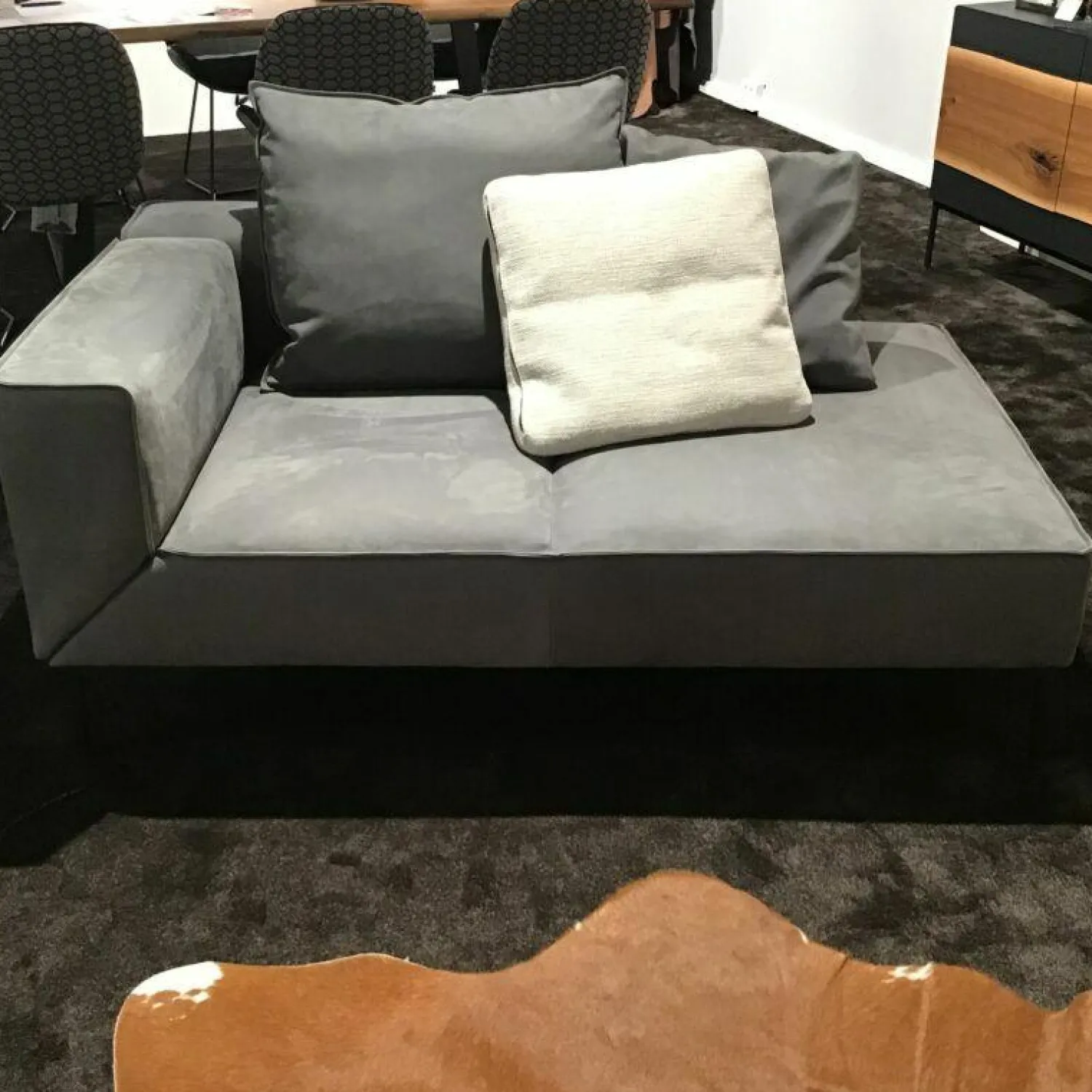 Jori Daybeds & Recamieren|Recamiere Landscape Leder Nubuck Antraciet Anthrazit Gestell Metall Lack Schwarz Matt Inklusive Kissen