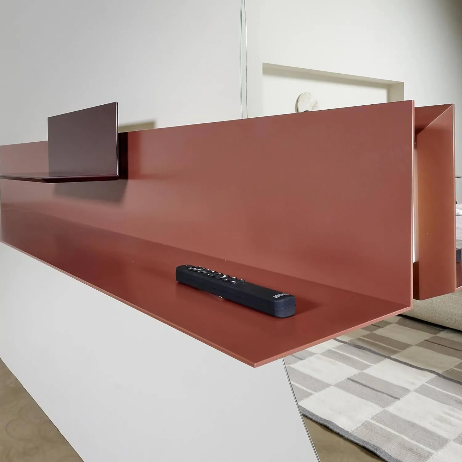 Interlübke Garderoben|Regal Iilu Lack Malve Und Burgund Braun Rot Mit Beleuchtung Inklusive Spiegel