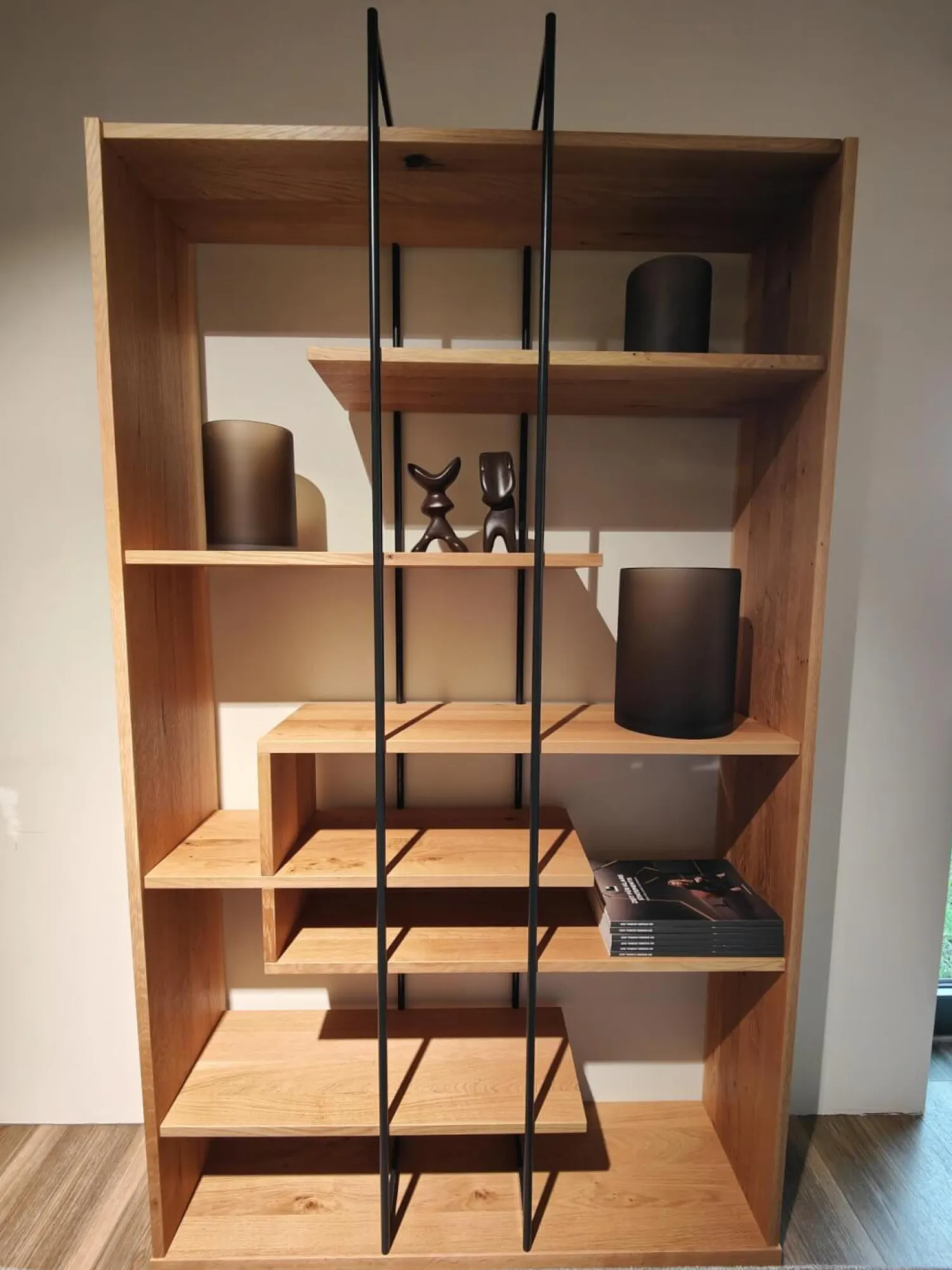 Contur Regale|Regal Mileto Asteiche Massiv Gebürstet Natur Geölt Metall Schwarz