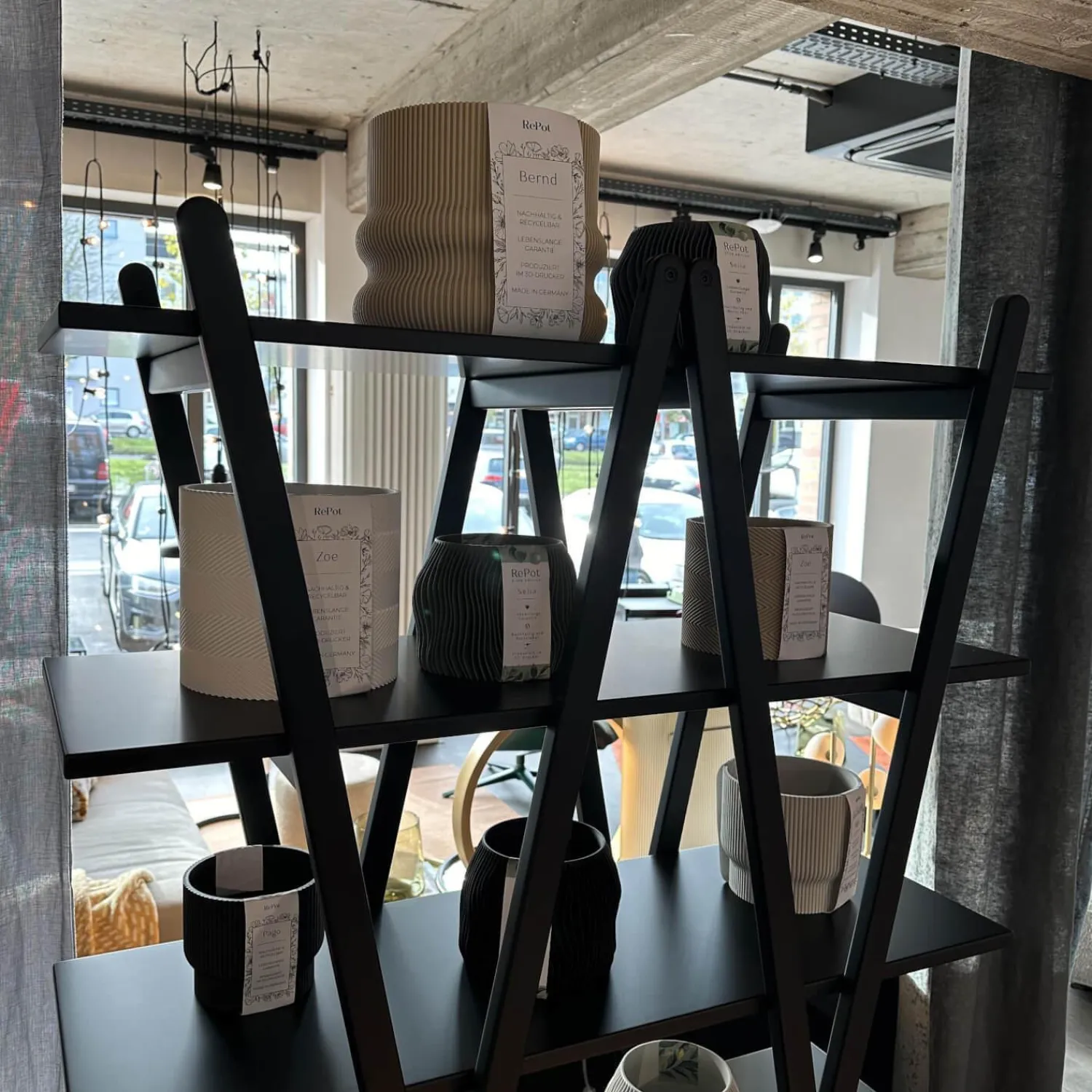 Cassina Regale|Regal Nuvola Rossa Buche Schwarz Lackiert Zusammenklappbar